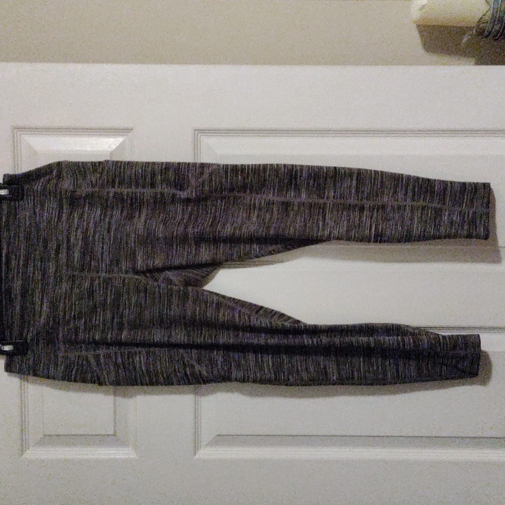 Yoga pants guc